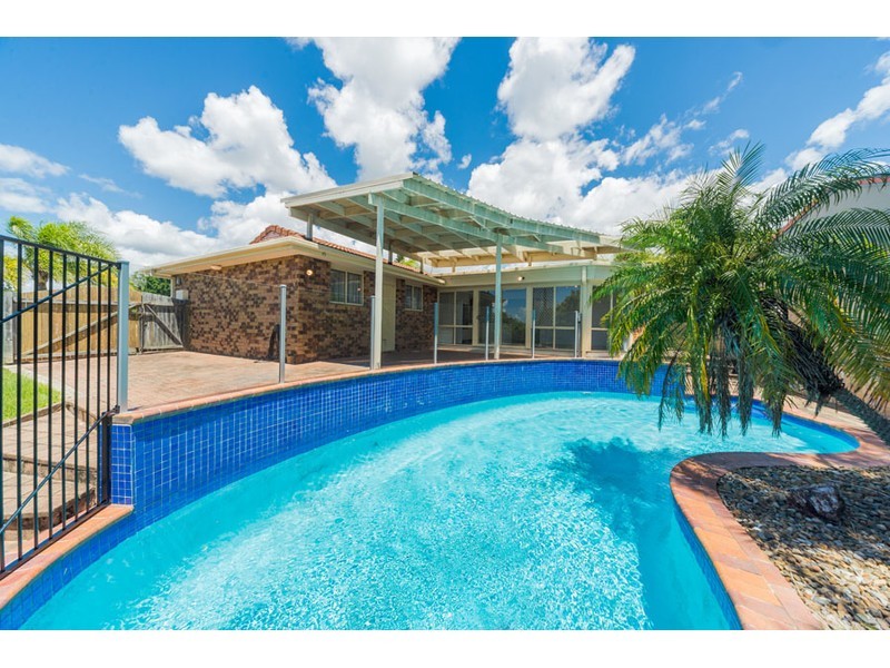 1 Maldon Court, Helensvale QLD 4212