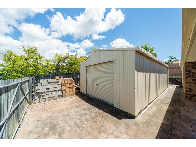 1 Maldon Court, Helensvale QLD 4212