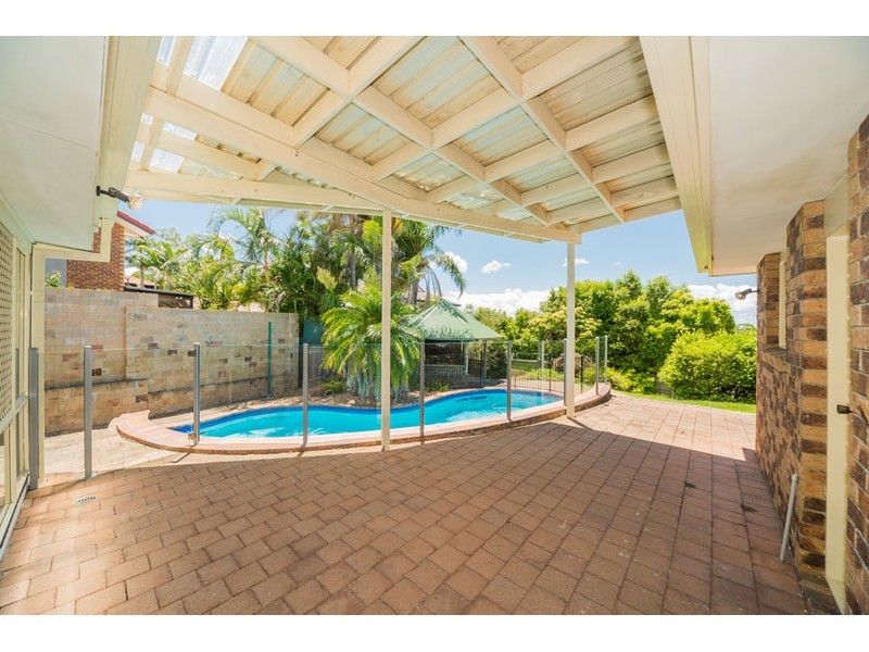 1 Maldon Court, Helensvale QLD 4212