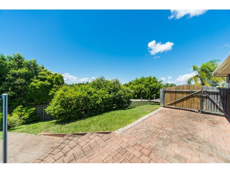 1 Maldon Court, Helensvale QLD 4212