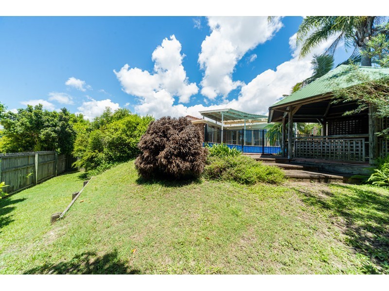 1 Maldon Court, Helensvale QLD 4212