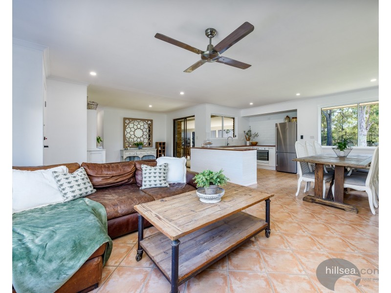 23 Missouri Way, Oxenford QLD 4210