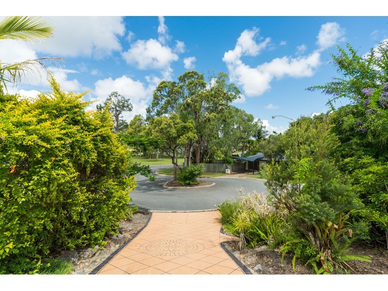 5 Cobram Place, Helensvale QLD 4212