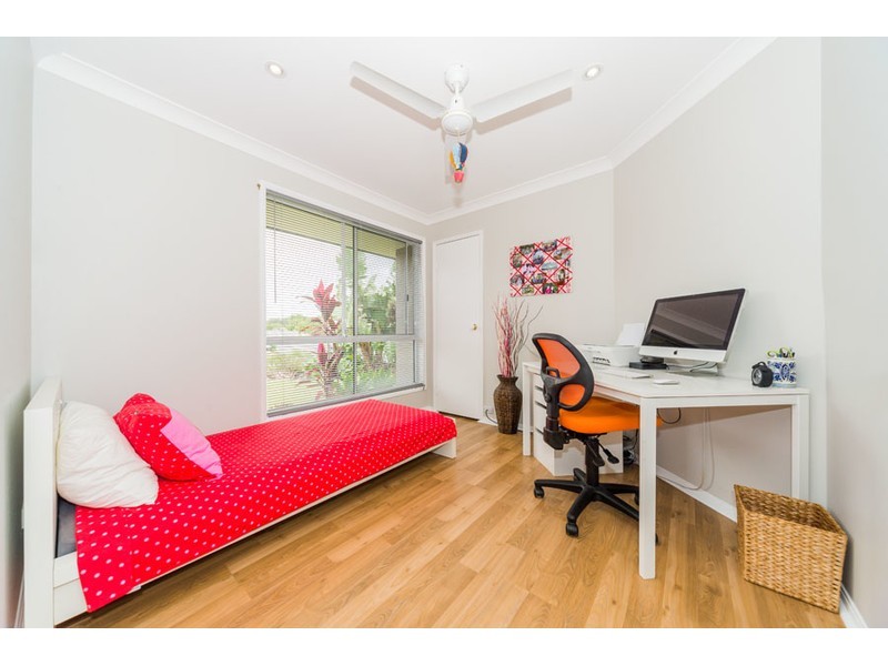 2 Corringle Close, Helensvale QLD 4212
