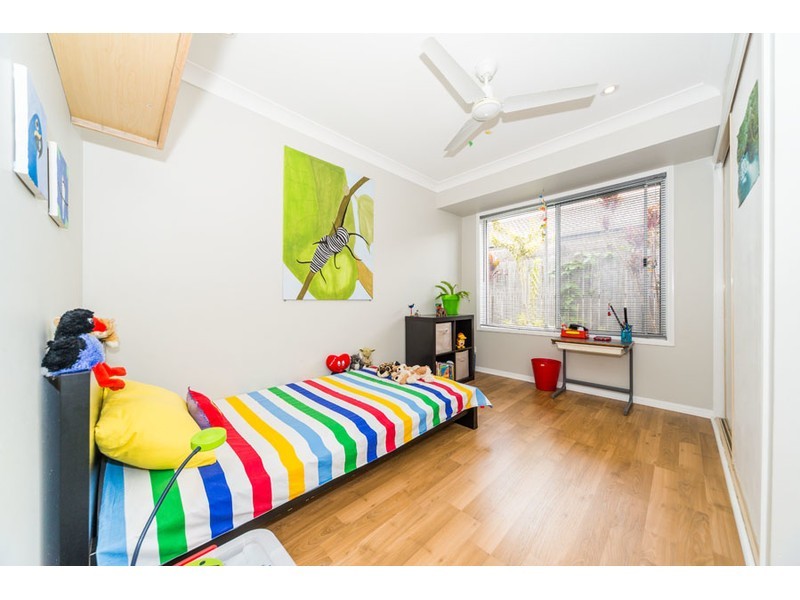 2 Corringle Close, Helensvale QLD 4212