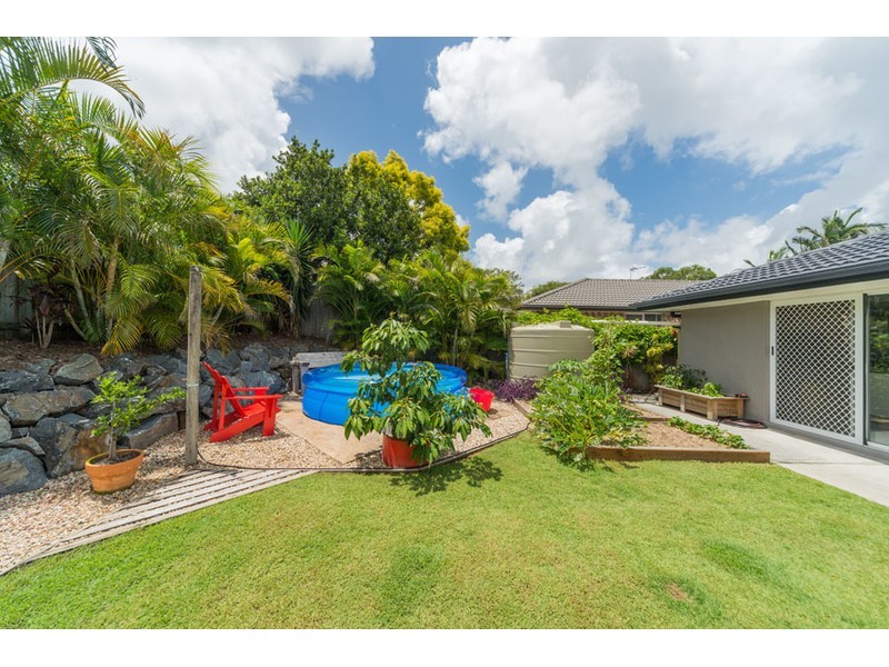 2 Corringle Close, Helensvale QLD 4212