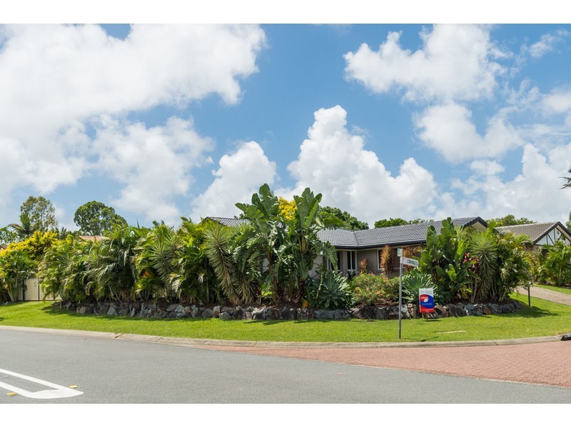 2 Corringle Close, Helensvale QLD 4212
