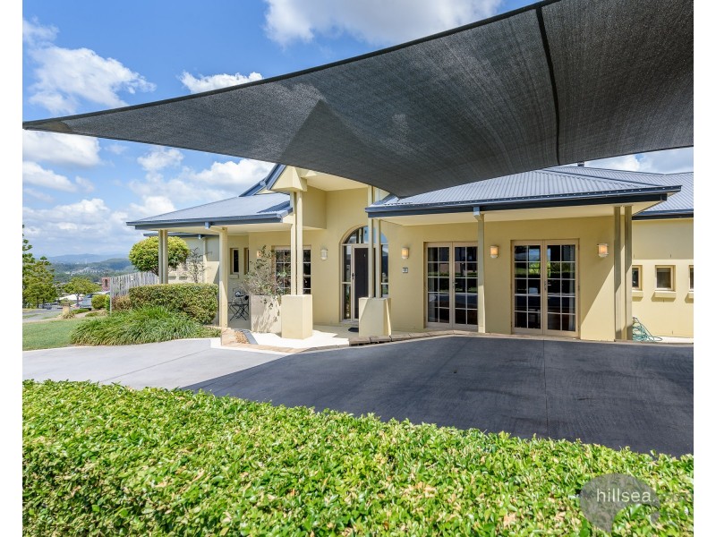 62 Midway Terrace, Pacific Pines QLD 4211