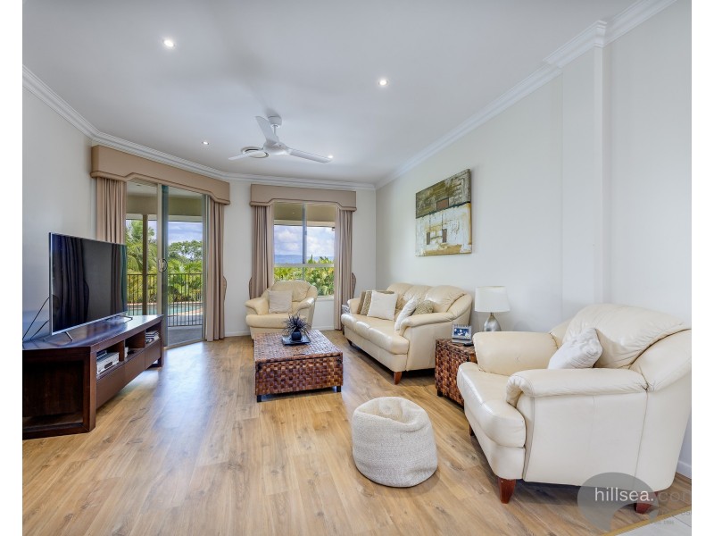 62 Midway Terrace, Pacific Pines QLD 4211