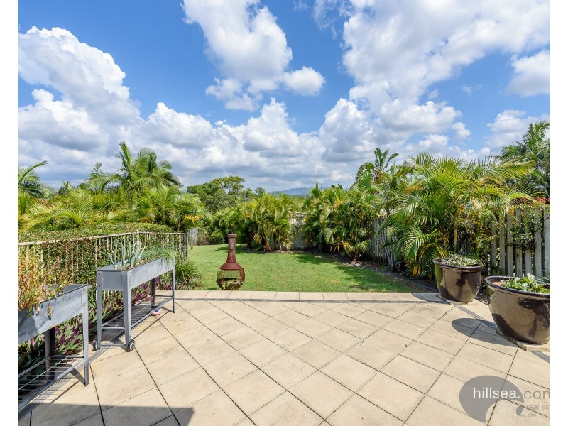 62 Midway Terrace, Pacific Pines QLD 4211