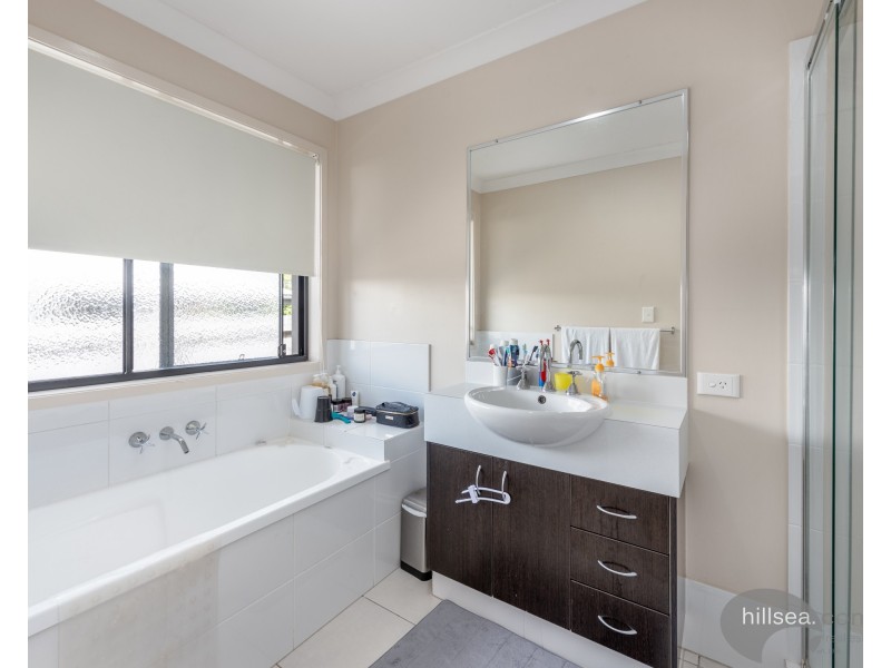 8 Mimosa Street, Ormeau QLD 4208