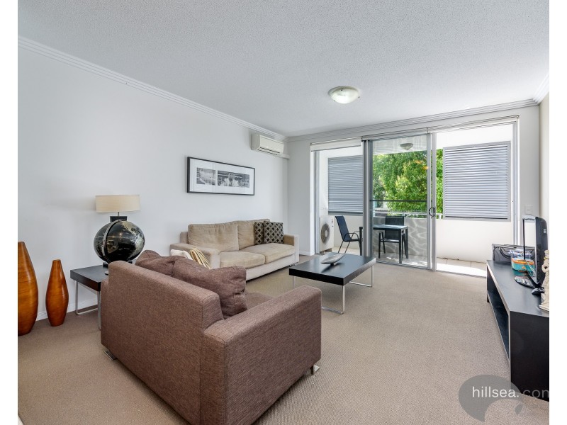 128/1-7 Moores Crescent, Varsity Lakes QLD 4227