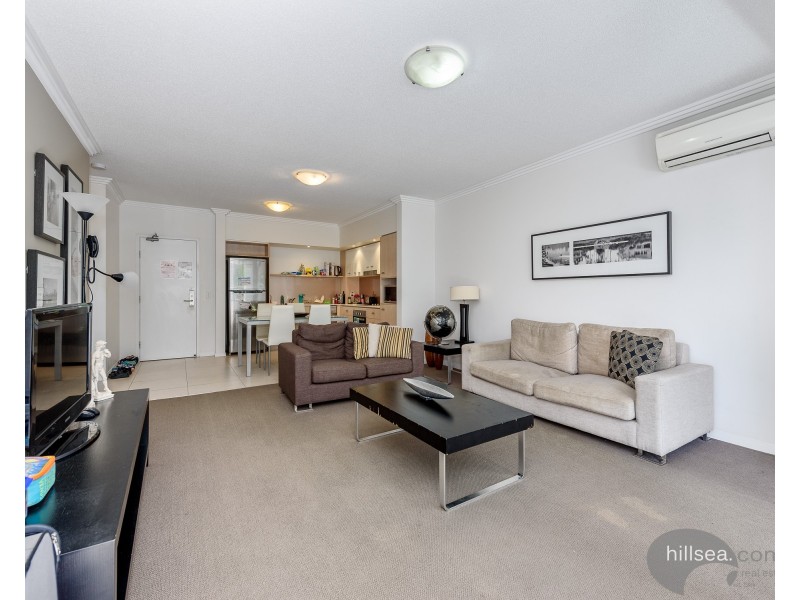 128/1-7 Moores Crescent, Varsity Lakes QLD 4227