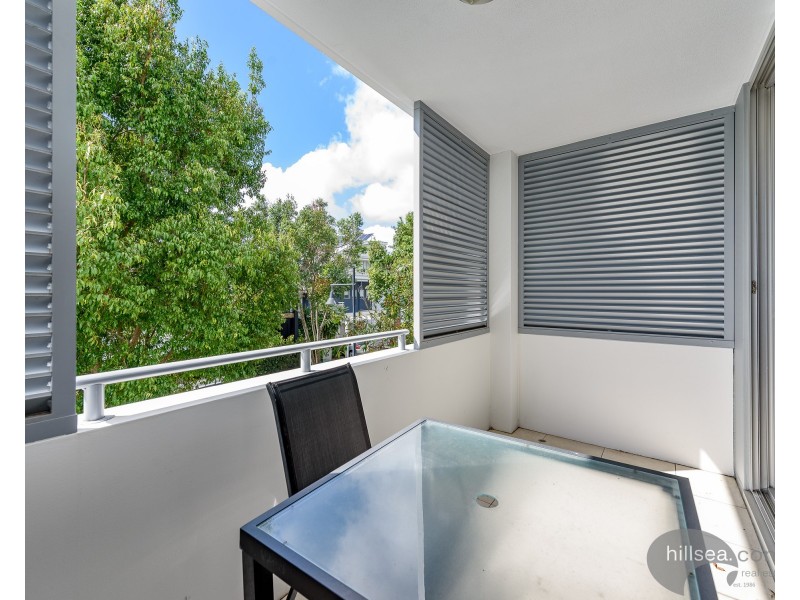 128/1-7 Moores Crescent, Varsity Lakes QLD 4227