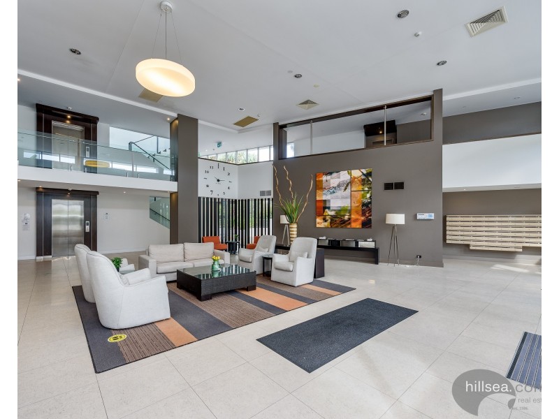 128/1-7 Moores Crescent, Varsity Lakes QLD 4227