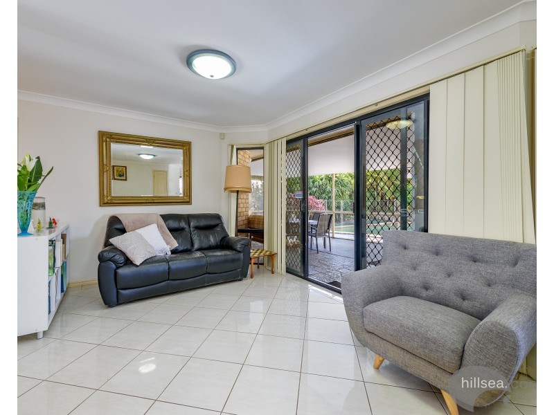 22 Urangan Court, Helensvale QLD 4212