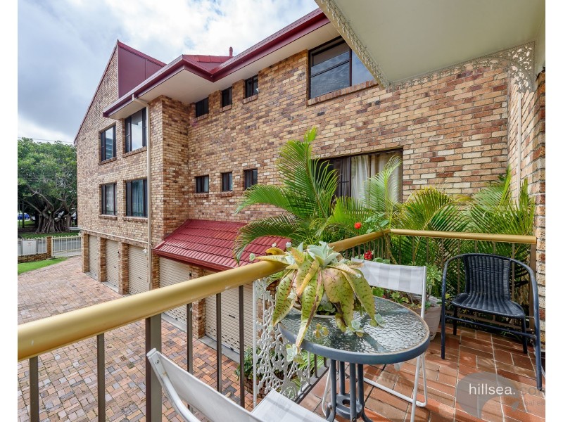 5/6 Broad Street, Labrador QLD 4215