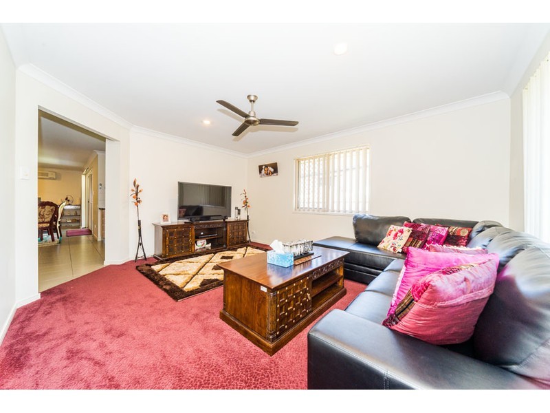 15 Shawnee Crescent, Pimpama QLD 4209