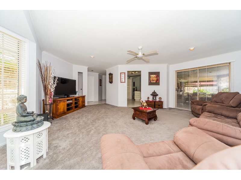 48 Cootharaba Drive, Helensvale QLD 4212