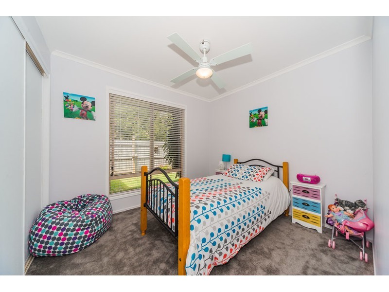 48 Cootharaba Drive, Helensvale QLD 4212