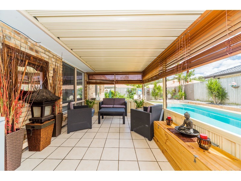 48 Cootharaba Drive, Helensvale QLD 4212