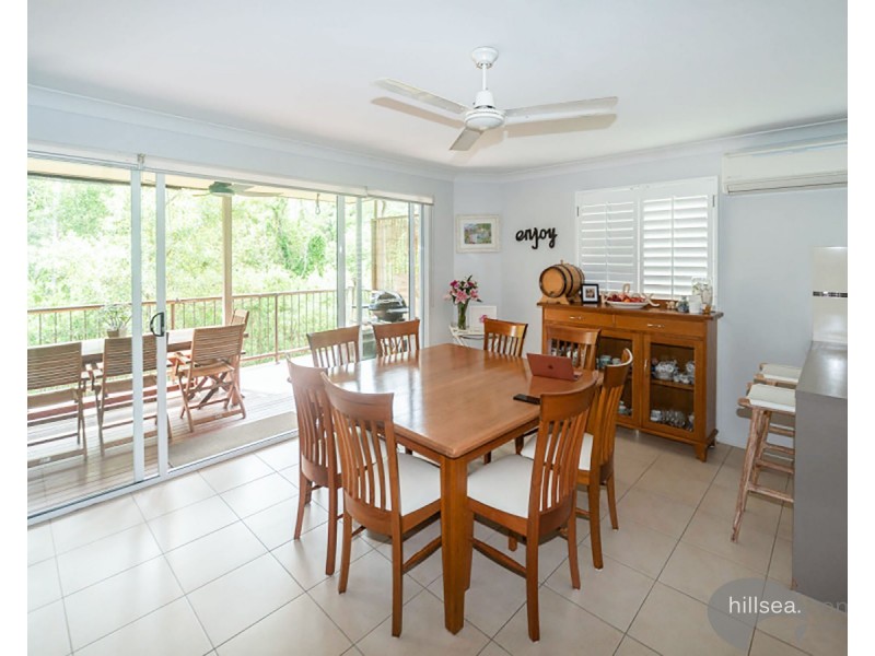 10 Silver Dawn  Crescent, Oxenford QLD 4210