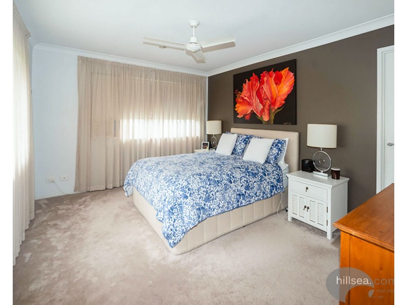 10 Silver Dawn  Crescent, Oxenford QLD 4210