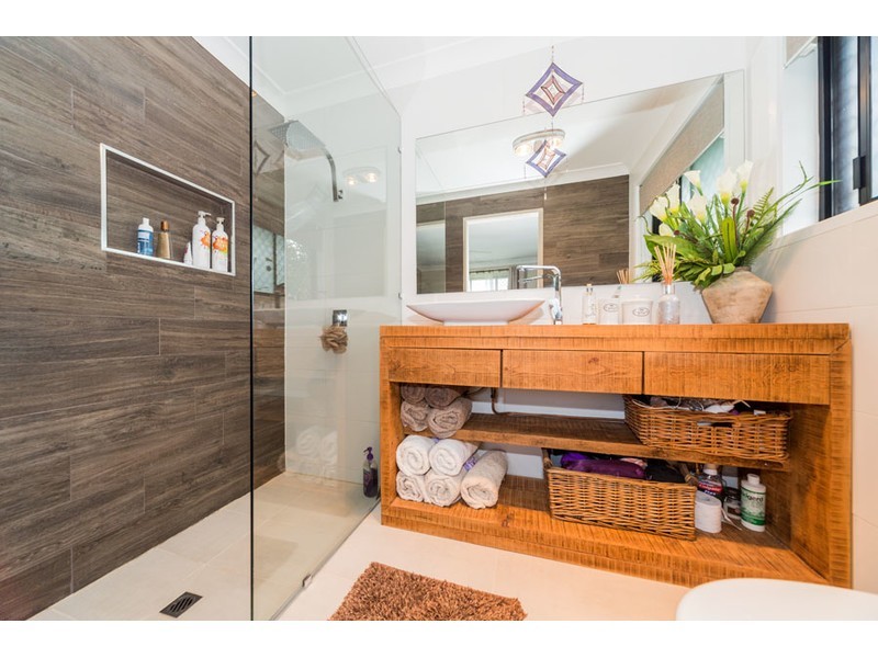 58 Parkes Drive, Helensvale QLD 4212