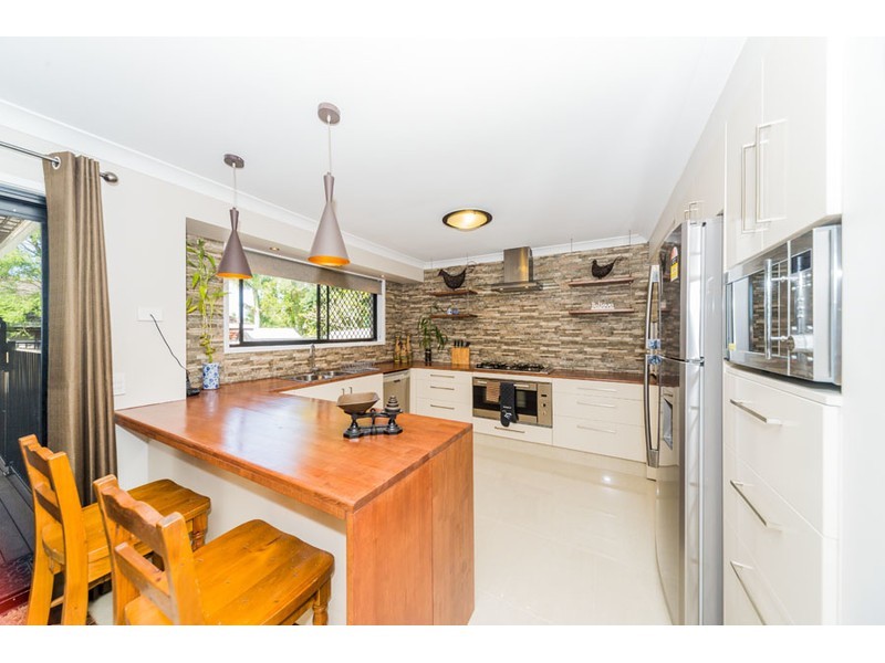 58 Parkes Drive, Helensvale QLD 4212