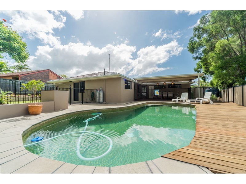 58 Parkes Drive, Helensvale QLD 4212