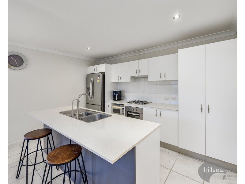 2/8 Bushland Place, Maudsland QLD 4210
