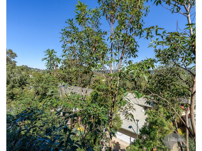 2036/6 Crestridge Crescent, Oxenford QLD 4210