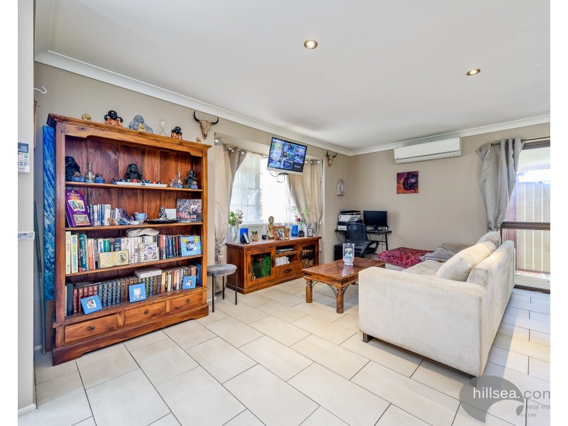 4 Brookton Court, Helensvale QLD 4212