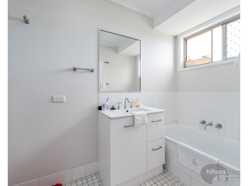 1/5 Bogart Court, Oxenford QLD 4210