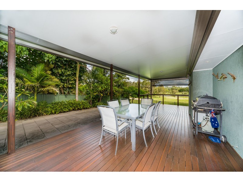 21 Edgeworth Place, Helensvale QLD 4212