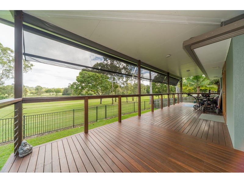 21 Edgeworth Place, Helensvale QLD 4212