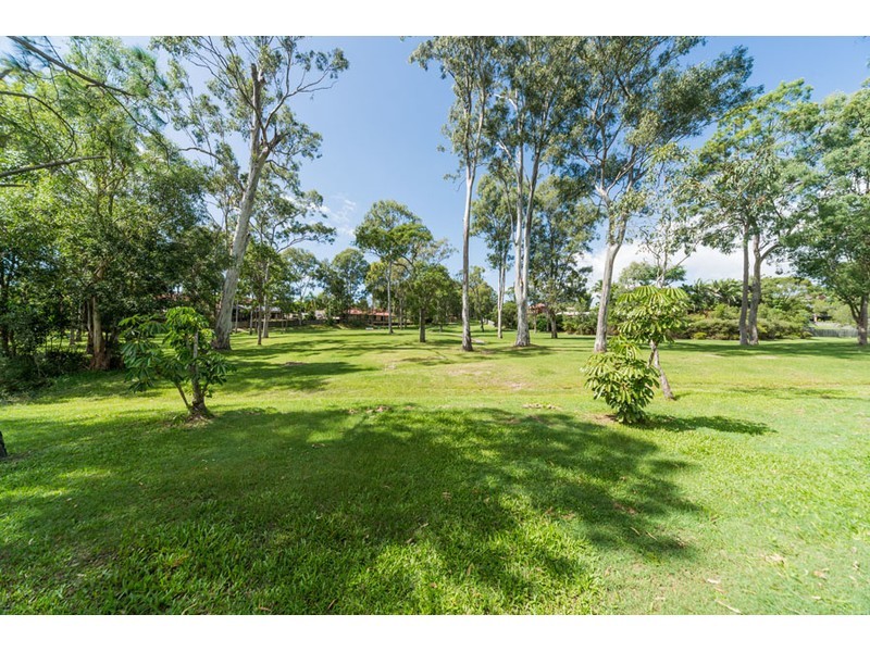 7 Renmark Court, Helensvale QLD 4212