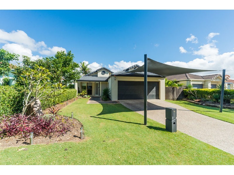 11 Zac Avenue, Coombabah QLD 4216