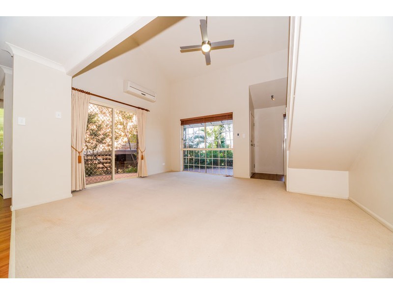 9/2 Doyalson Place, Helensvale QLD 4212