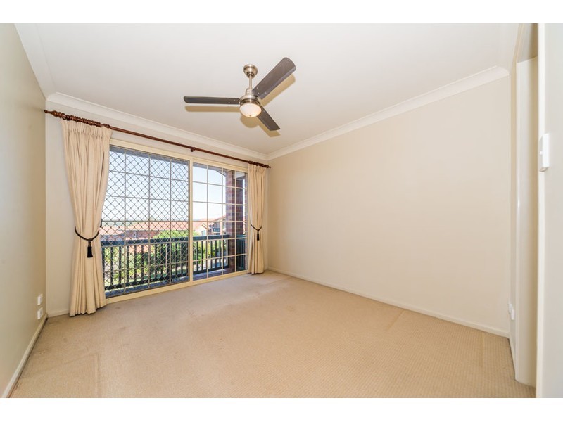 9/2 Doyalson Place, Helensvale QLD 4212