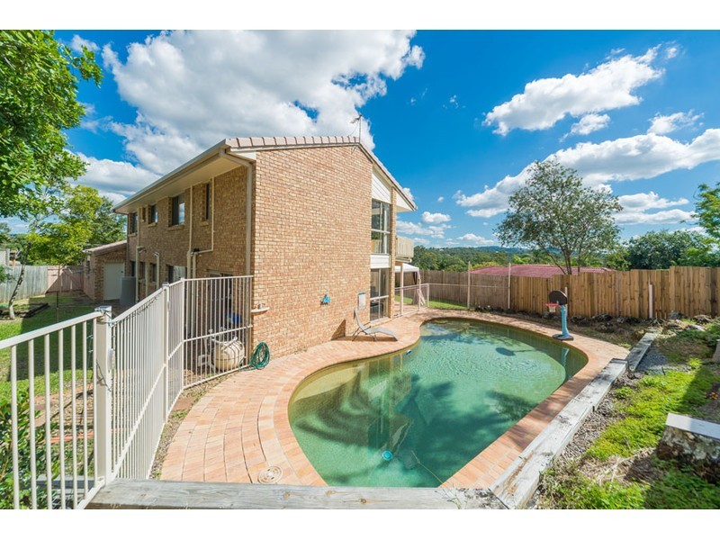 9 Lismore Drive, Helensvale QLD 4212