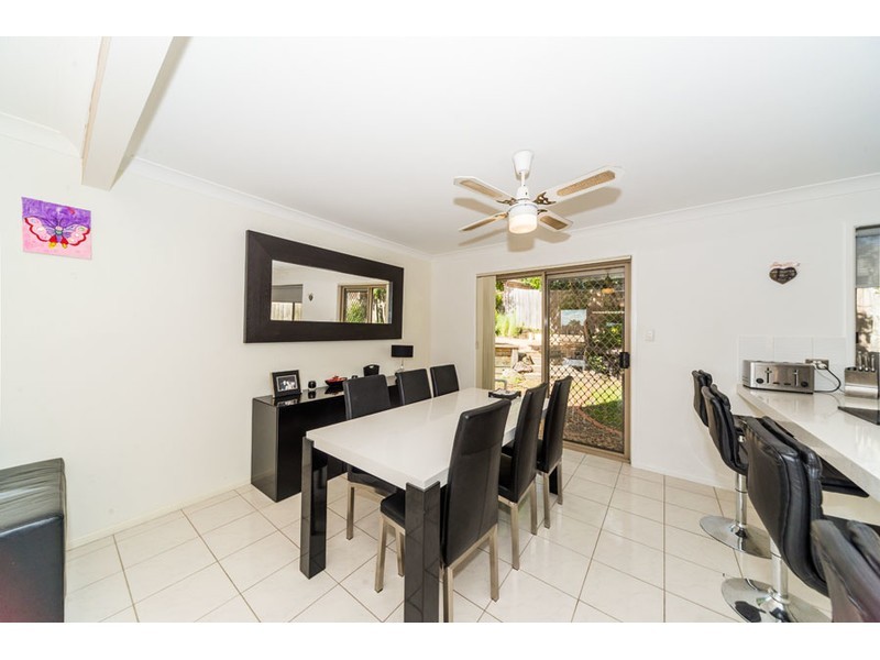 9 Lismore Drive, Helensvale QLD 4212