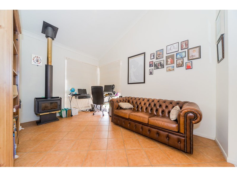 9 Lismore Drive, Helensvale QLD 4212