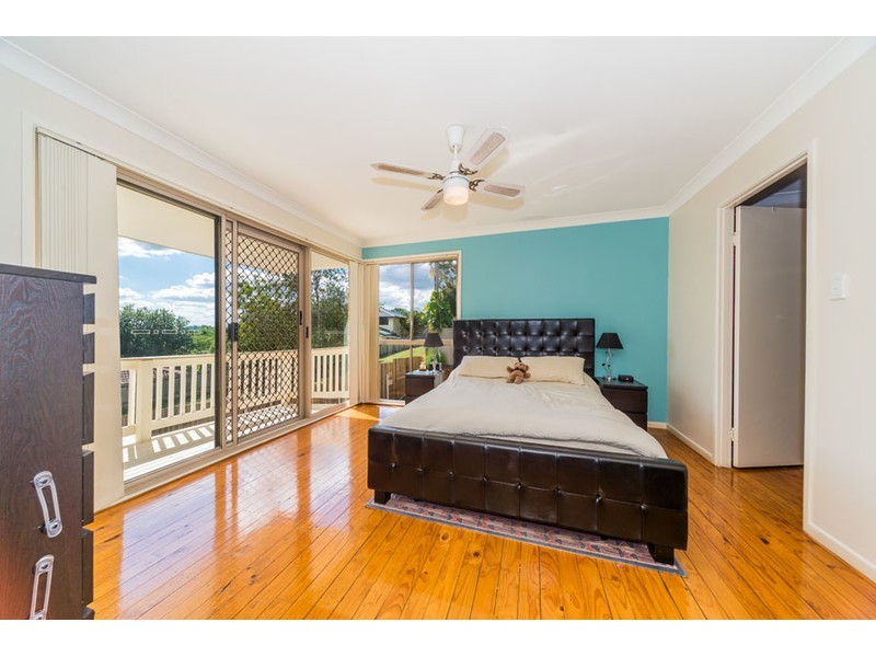 9 Lismore Drive, Helensvale QLD 4212