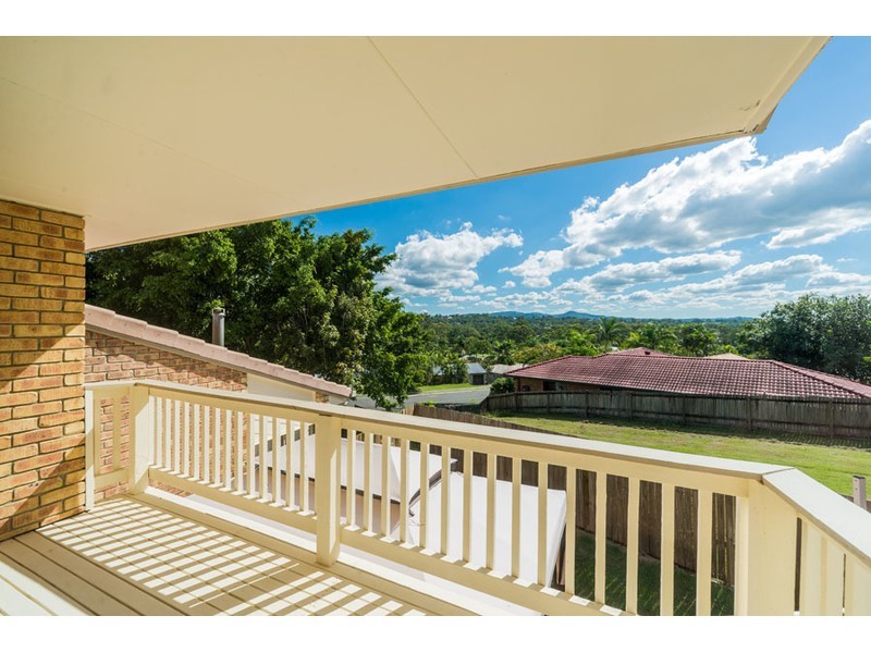 9 Lismore Drive, Helensvale QLD 4212