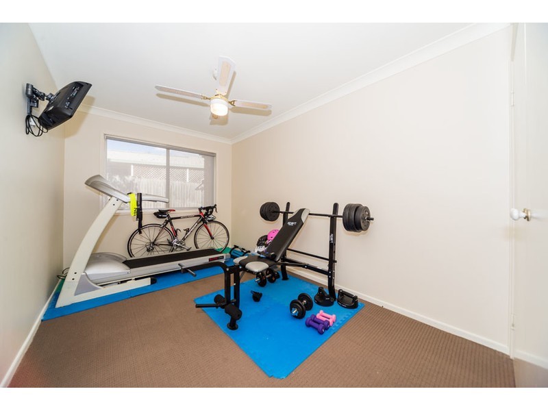 9 Lismore Drive, Helensvale QLD 4212