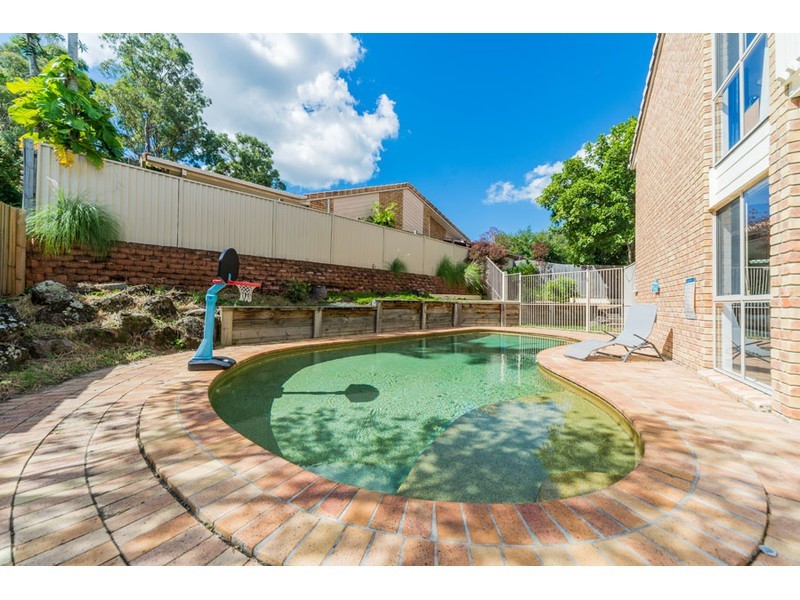 9 Lismore Drive, Helensvale QLD 4212