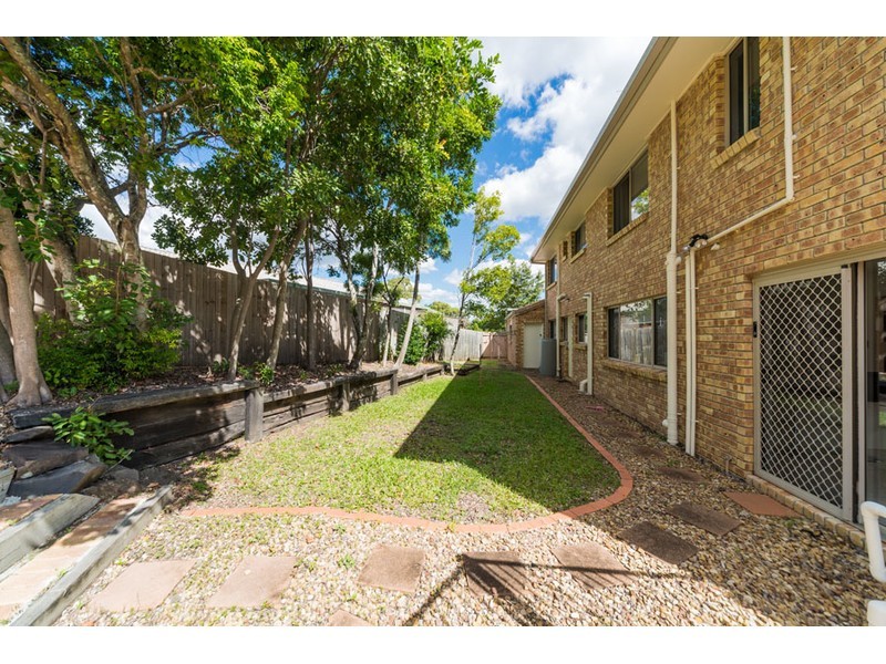 9 Lismore Drive, Helensvale QLD 4212