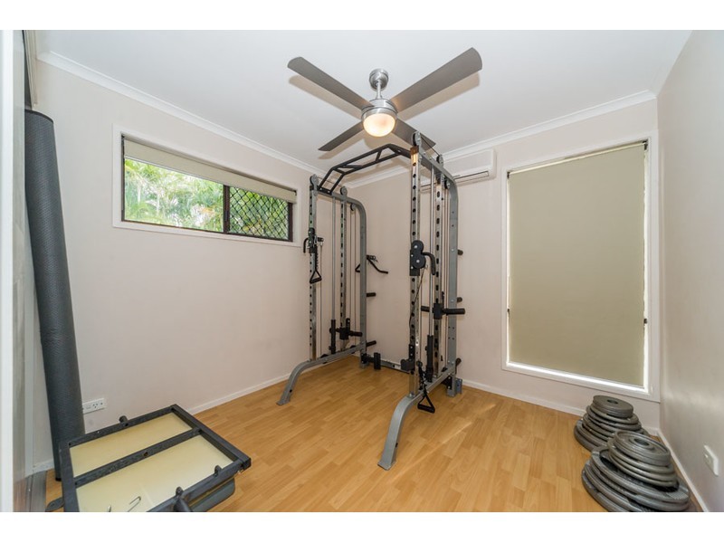 216 Discovery Drive, Helensvale QLD 4212