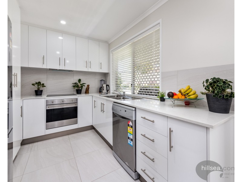2/23 Chaplin Crescent, Oxenford QLD 4210